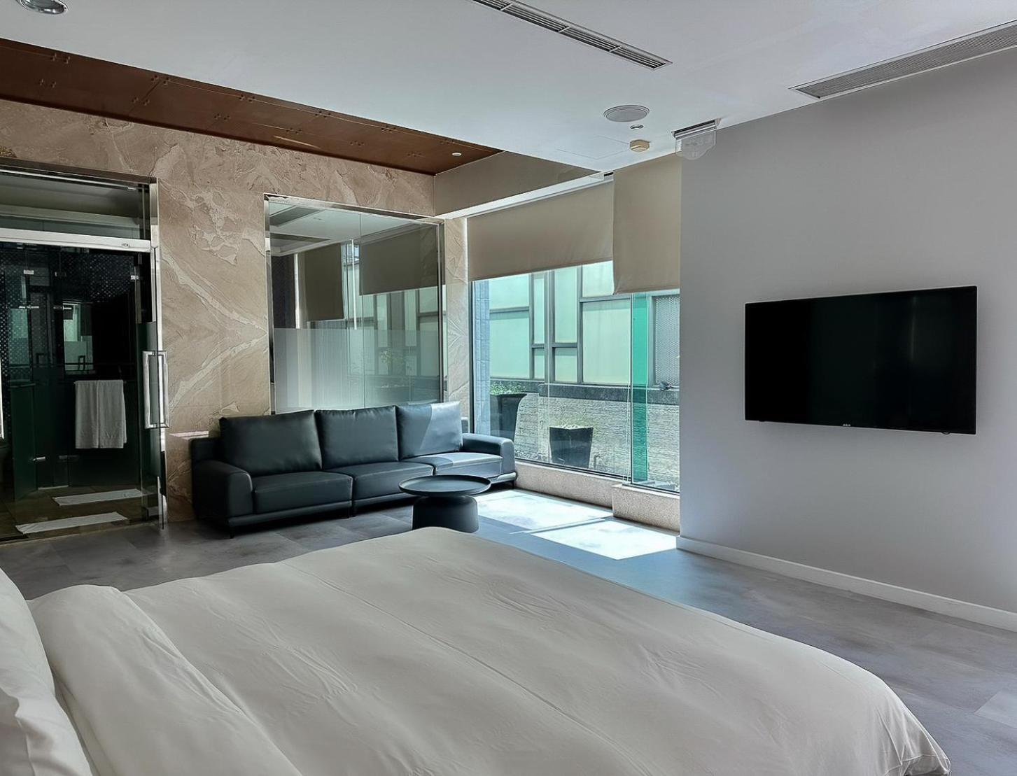 All-Ur Boutique Motel-Ping Tung Branch Pingtung Bagian luar foto