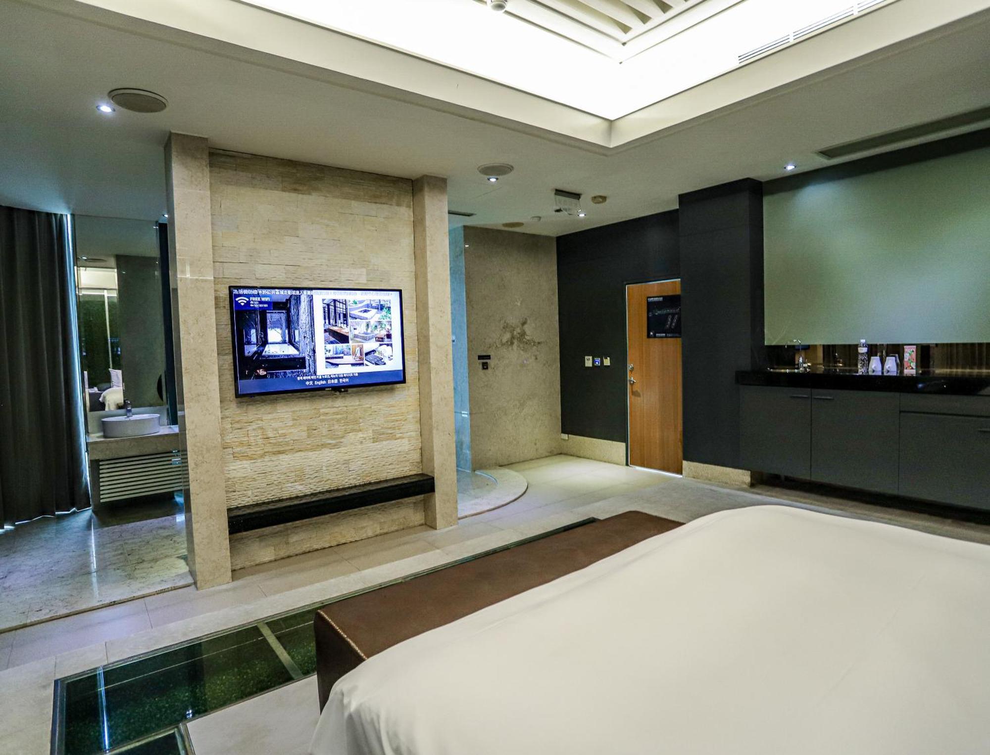 All-Ur Boutique Motel-Ping Tung Branch Pingtung Bagian luar foto