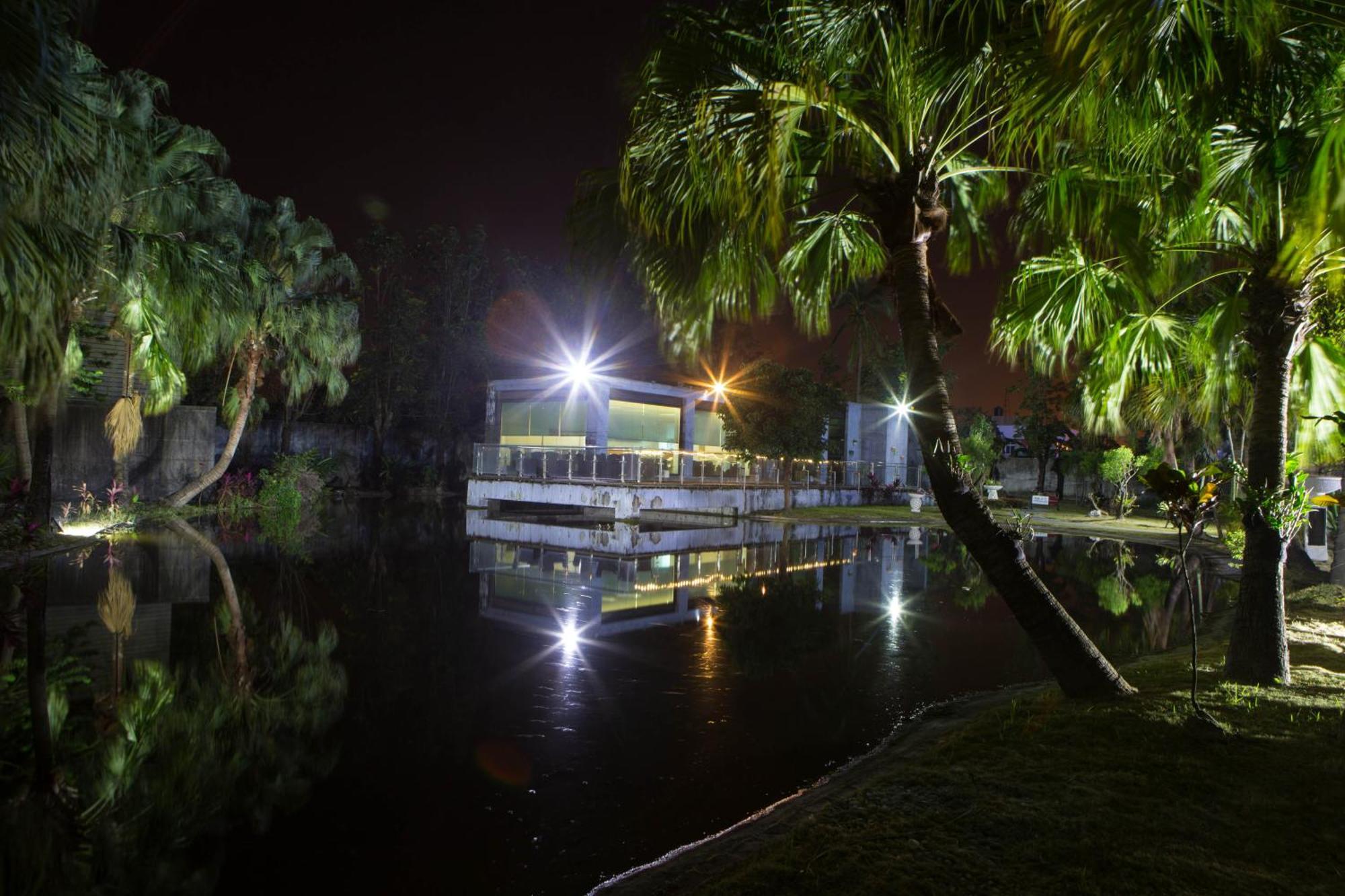 All-Ur Boutique Motel-Ping Tung Branch Pingtung Bagian luar foto