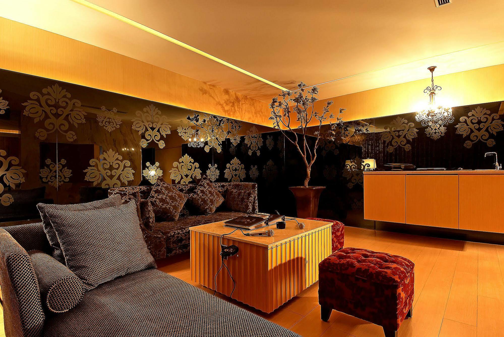 All-Ur Boutique Motel-Ping Tung Branch Pingtung Bagian luar foto
