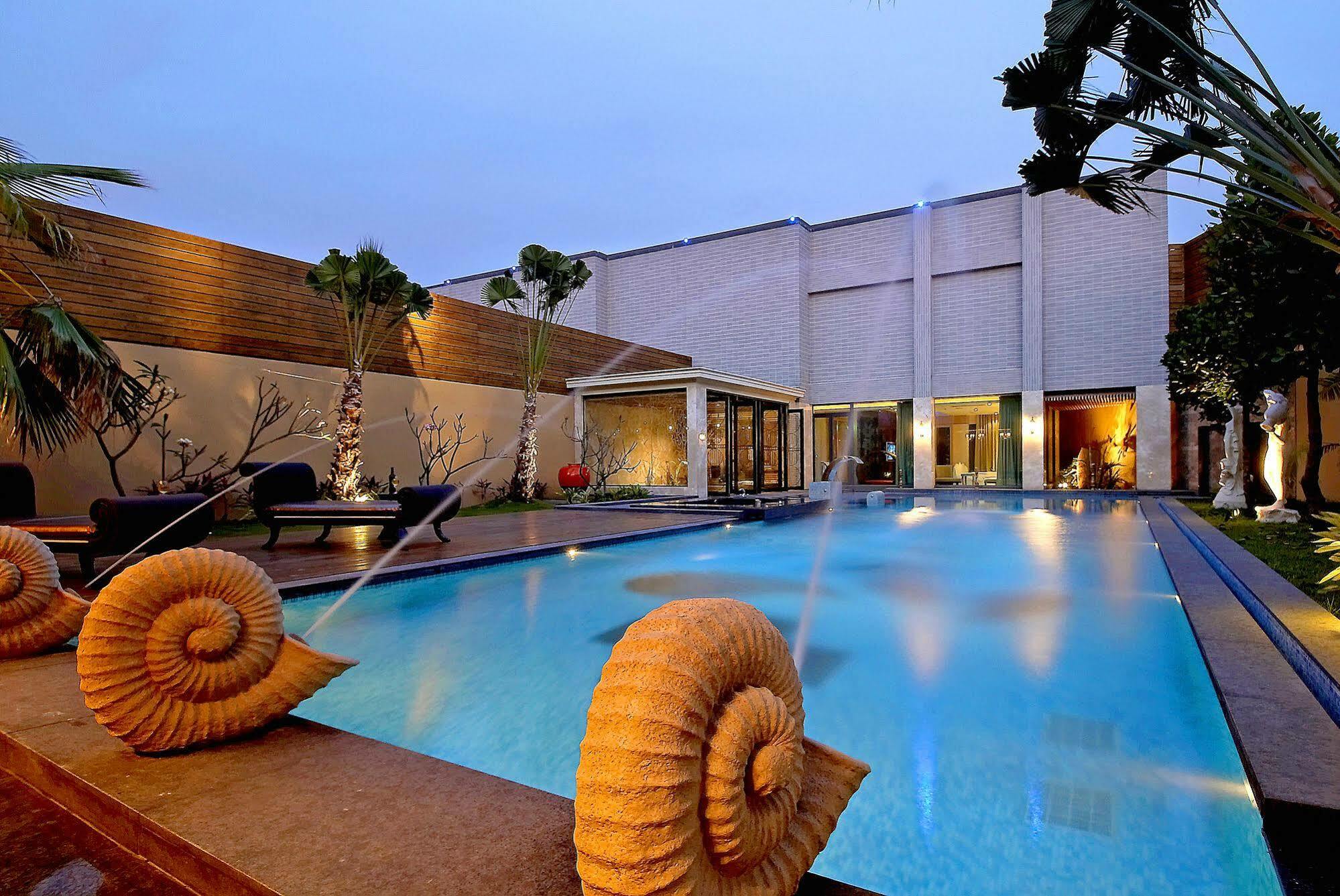 All-Ur Boutique Motel-Ping Tung Branch Pingtung Bagian luar foto