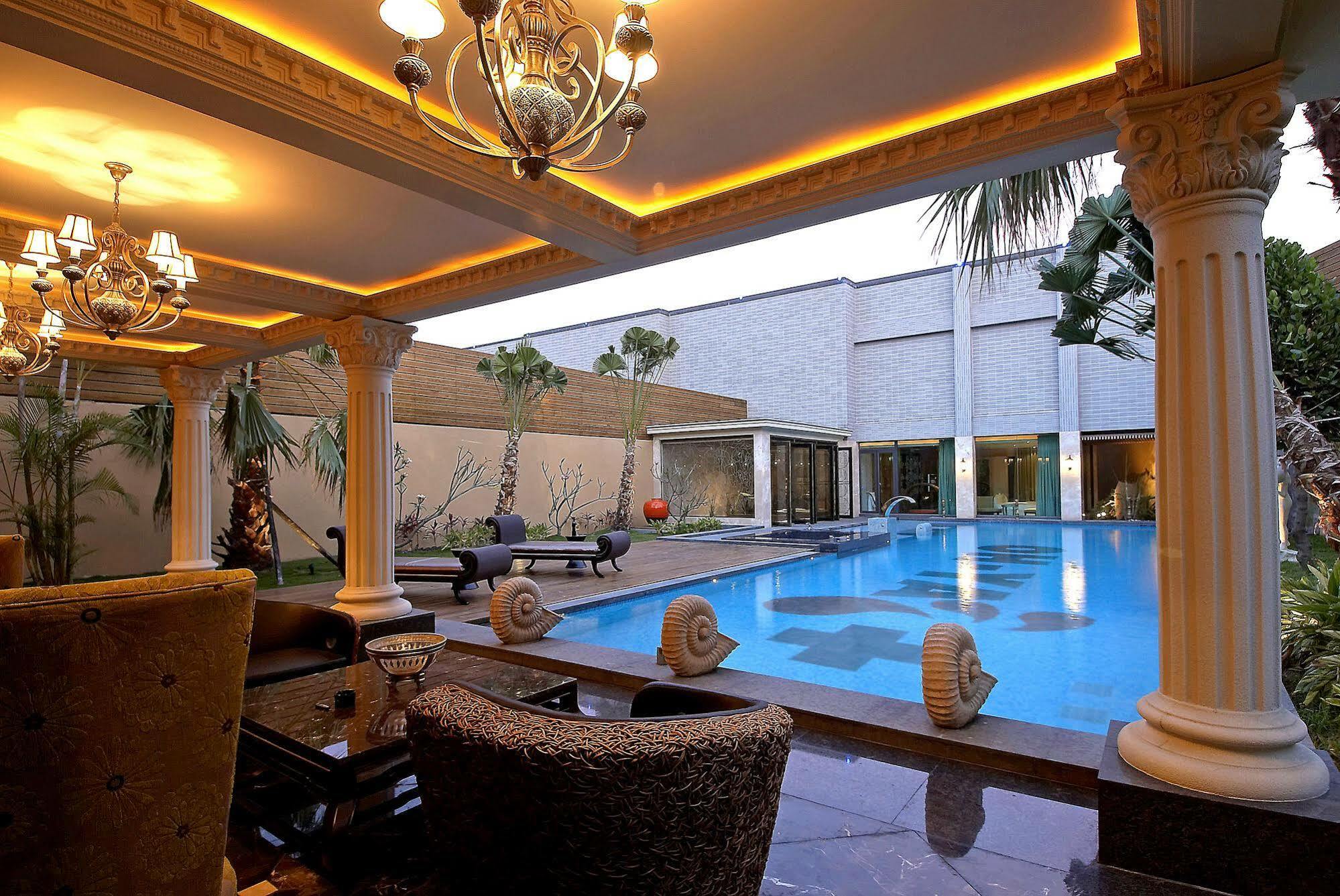 All-Ur Boutique Motel-Ping Tung Branch Pingtung Bagian luar foto