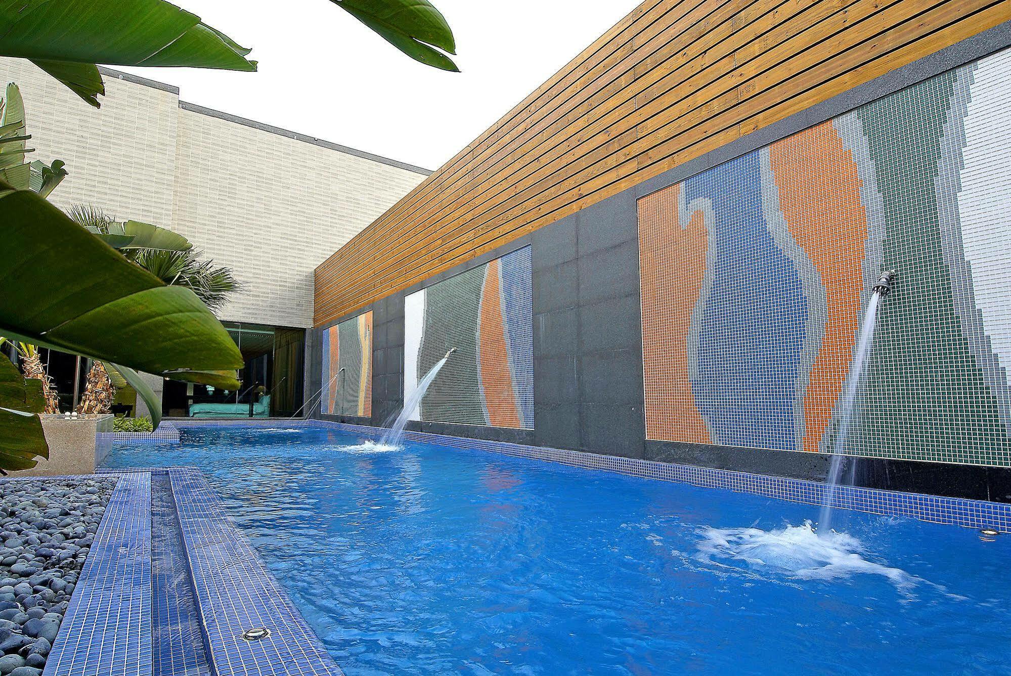 All-Ur Boutique Motel-Ping Tung Branch Pingtung Bagian luar foto
